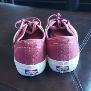 Vans Men Sneakers in Rose Pink